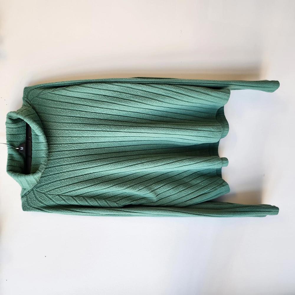 Lush Sweater | Size Medium
